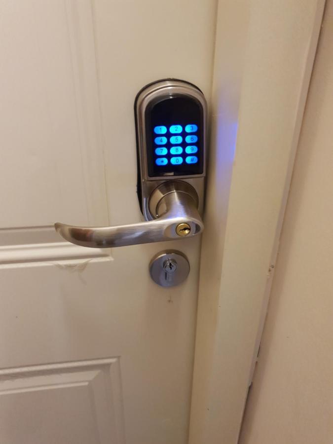 하이파 3 Stairs Only To Cozy Flat On Hillel St 아파트 외부 사진